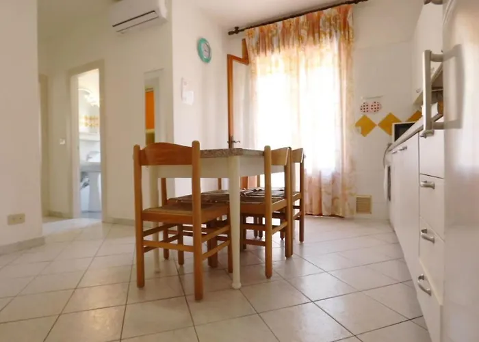 Roswal روسولينا ماري